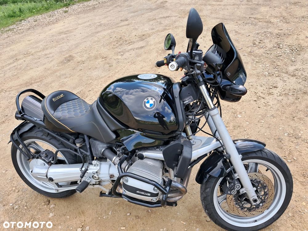 BMW R - 1