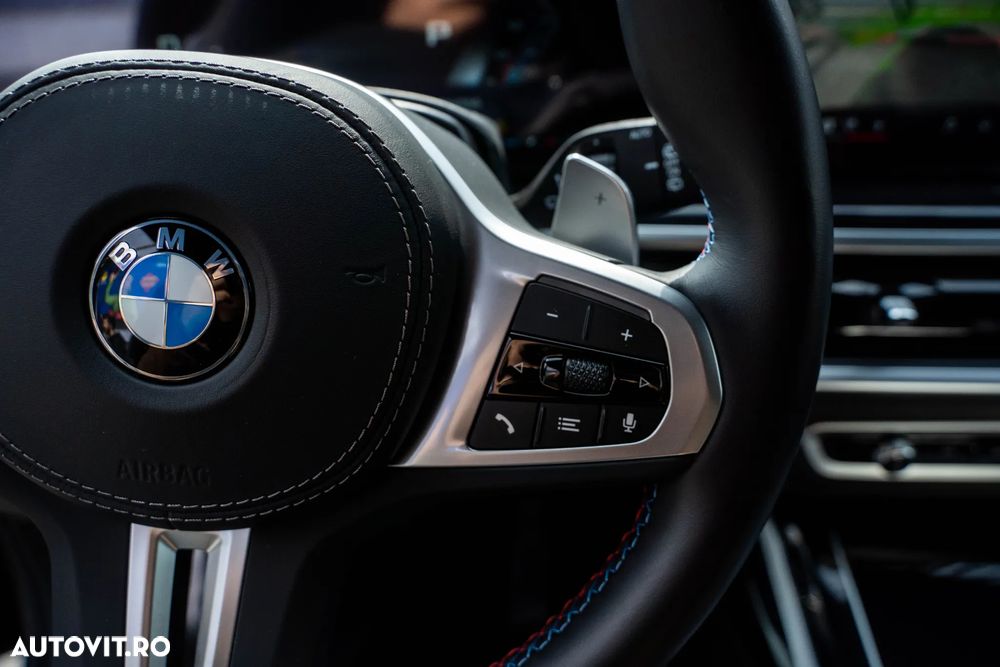 BMW X7 M60i xDrive AT MHEV - 27