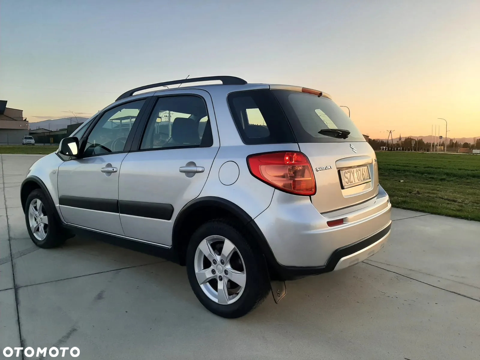 Suzuki SX4 1.6 Comfort Plus 4WD - 11