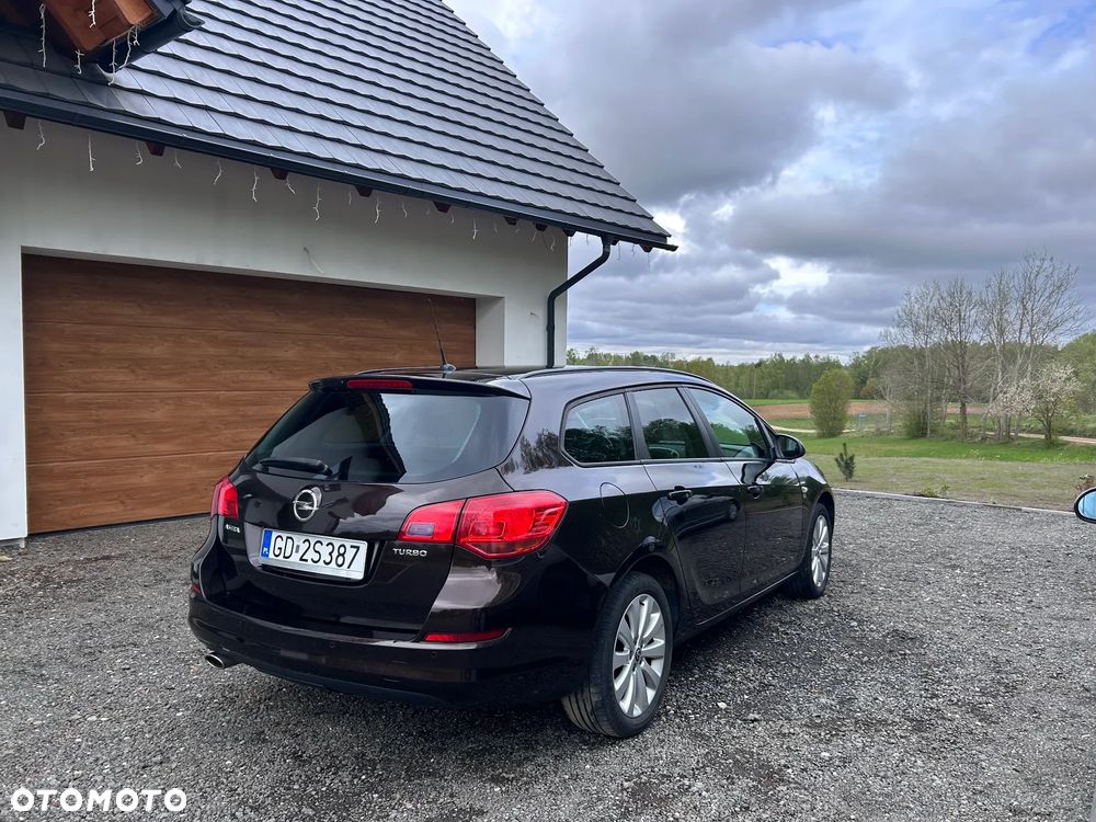 Opel Astra 1.4 Turbo Edition - 4