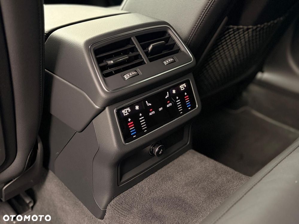 Audi A6 Avant - 18