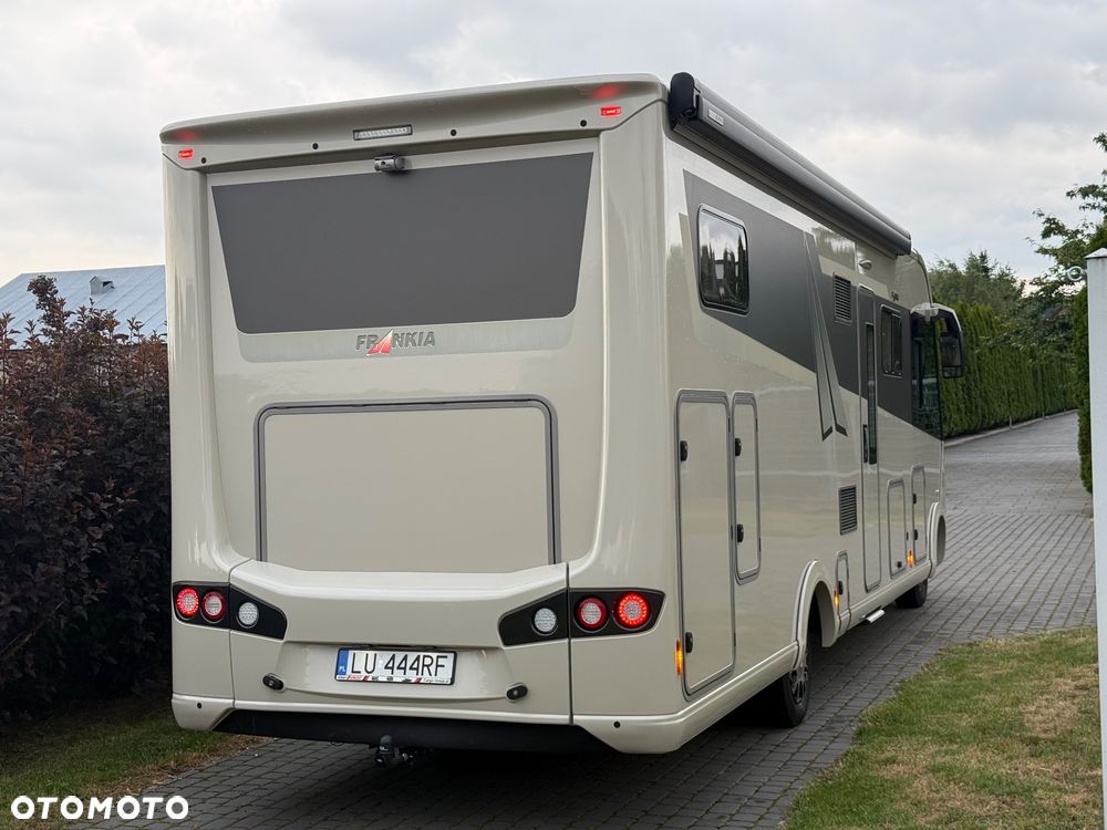 Frankia Platin 8400 3,0 V6 - 13