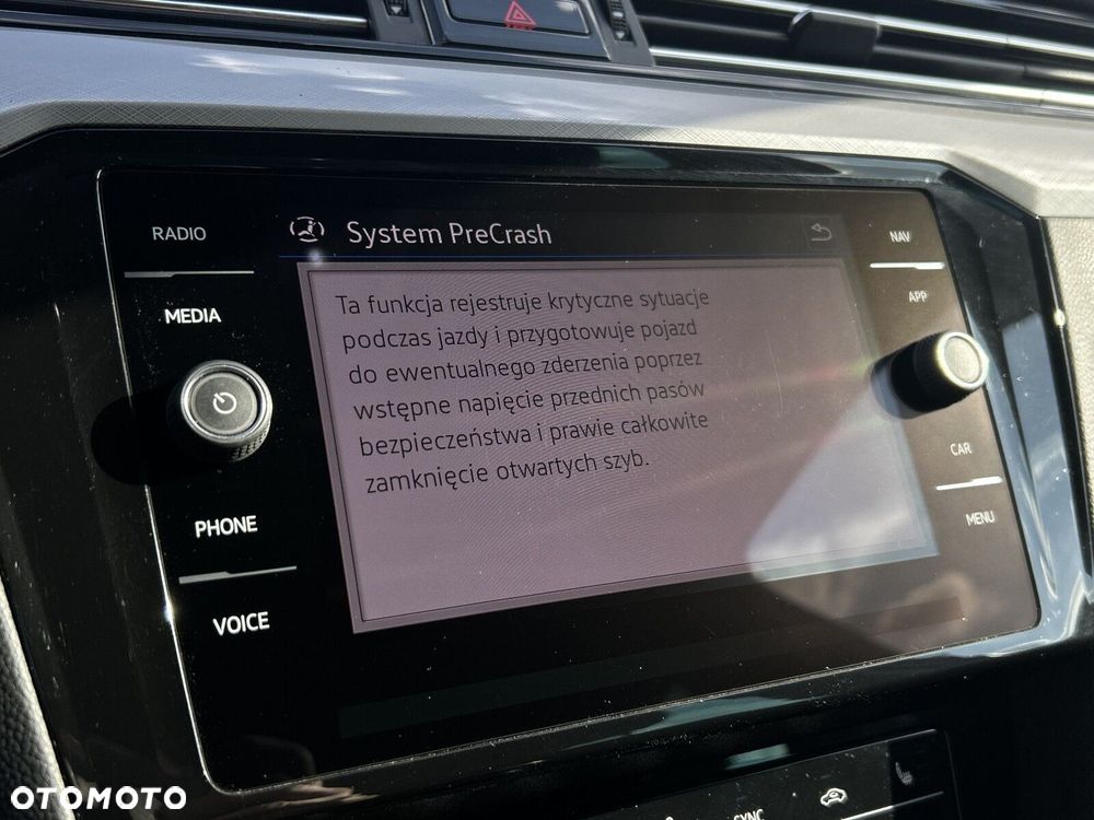 Volkswagen Passat Variant 2.0 TDI EVO Business - 31
