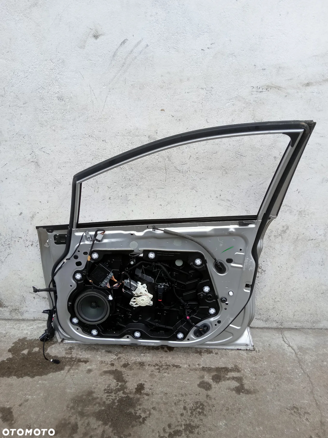 FORD FIESTA MK8 -DRZWI PRZEDNIE PRZÓD - 15
