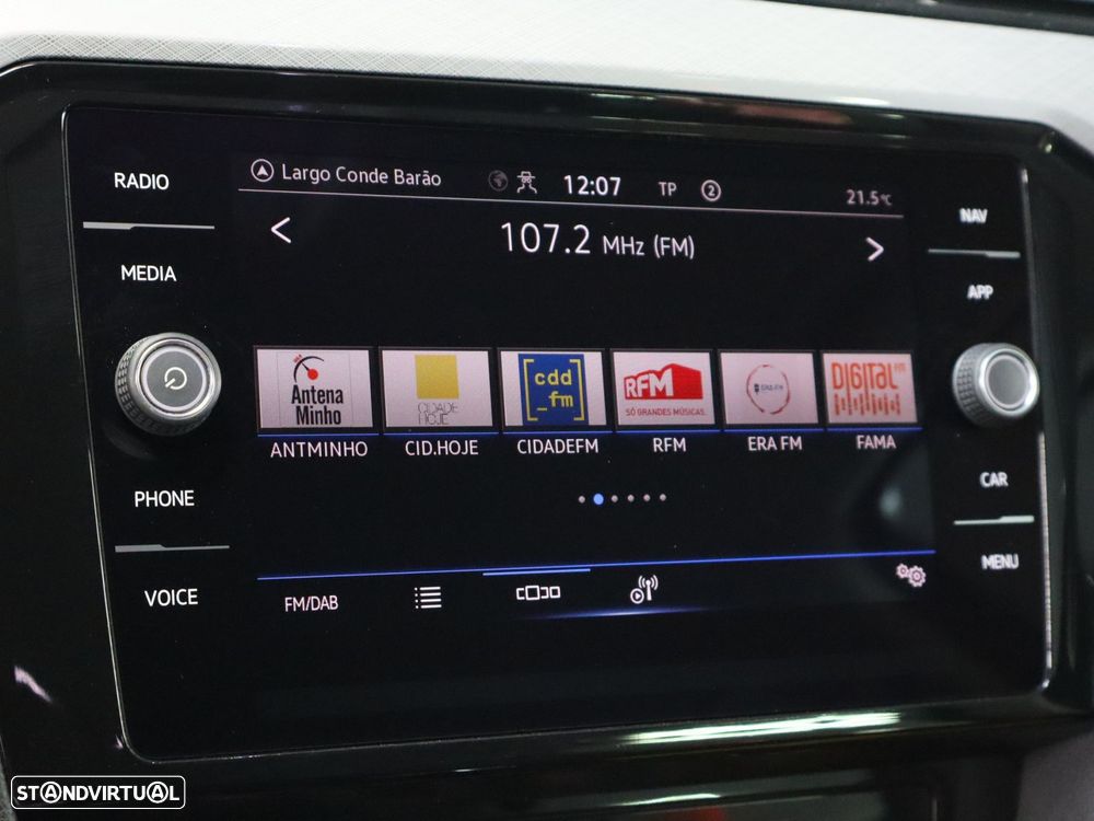 VW Passat Variant 2.0 TDI Business DSG - 15