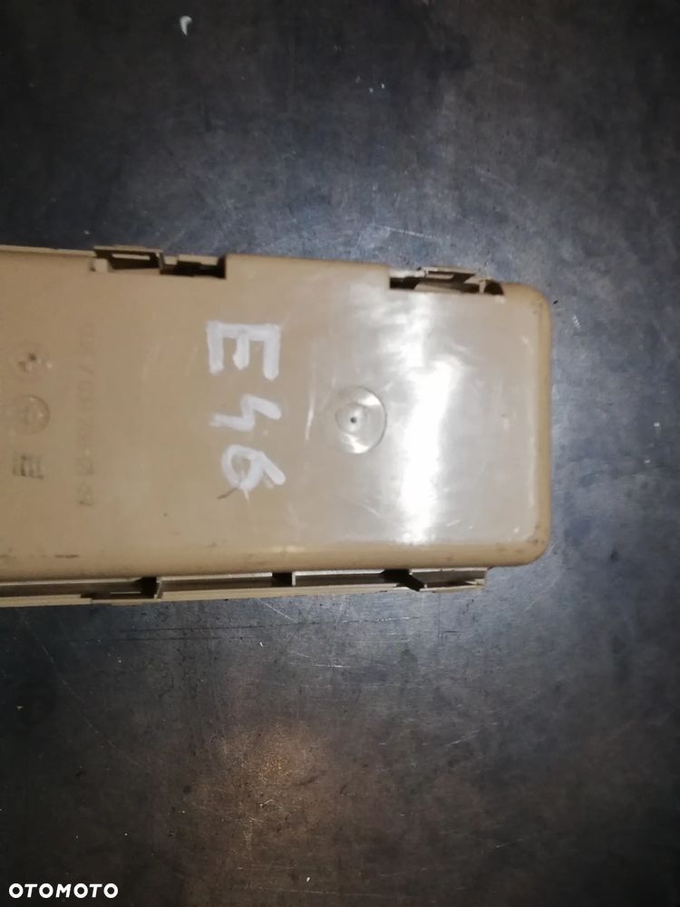 Organizer schowek harmonia tunelu środkowego 7 038 288 BMW E46 - 2