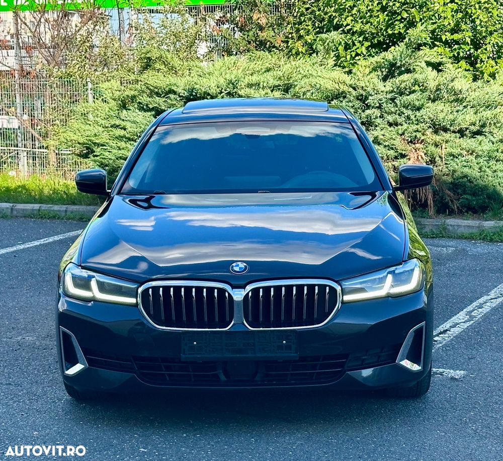 BMW Seria 5 520i AT MHEV - 17