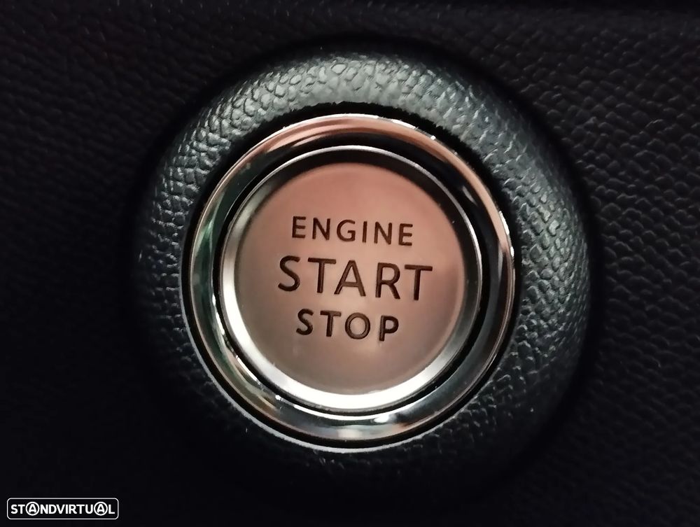 Opel Astra 1.2 T GS - 28