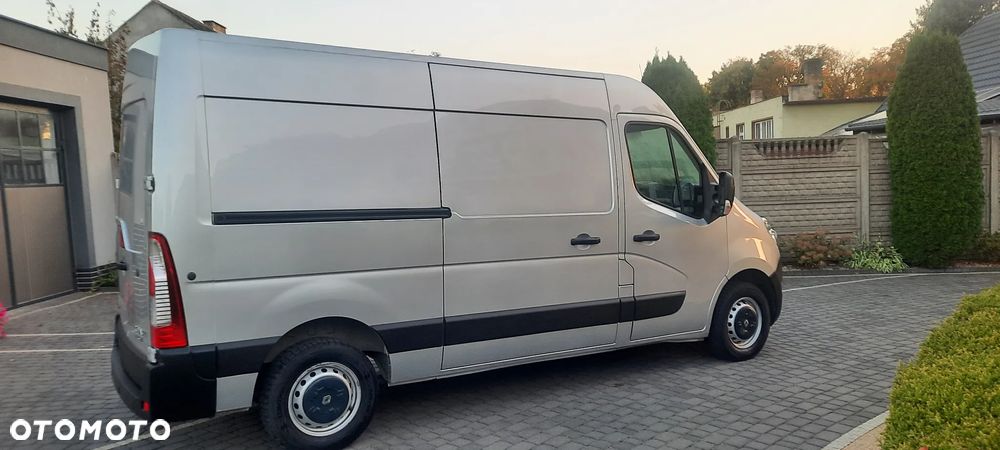 Renault MASTER 2,3 - 8