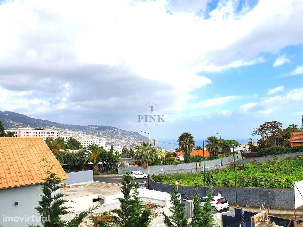 Moradia em Banda - T3 - Funchal - Grande imagem: 2/12