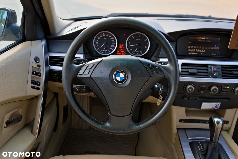 BMW Seria 5 - 37