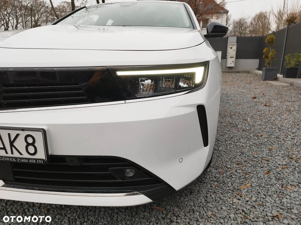 Opel Astra 1.2 Turbo Edition - 10