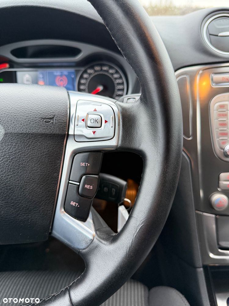 Ford Mondeo 2.0 TDCi Viva Titanium - 23