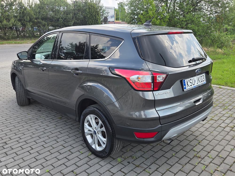 Ford Kuga - 5