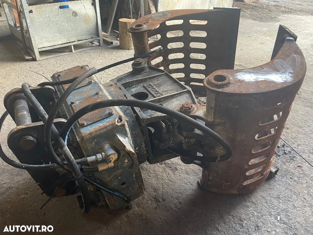 Graifer Hidraulic OKADA Pentru Sortare, Demolare, Pentru excavatoare de 14-18 tone - 1