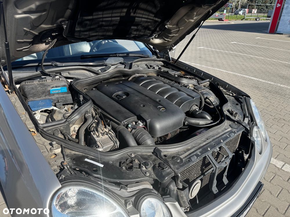 Mercedes-Benz Klasa E - 16