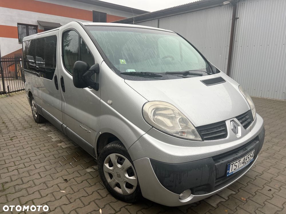Renault Trafic - 1