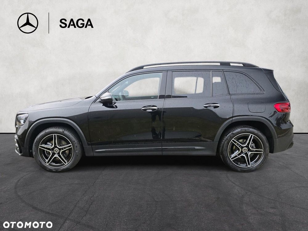 Mercedes-Benz GLB - 9