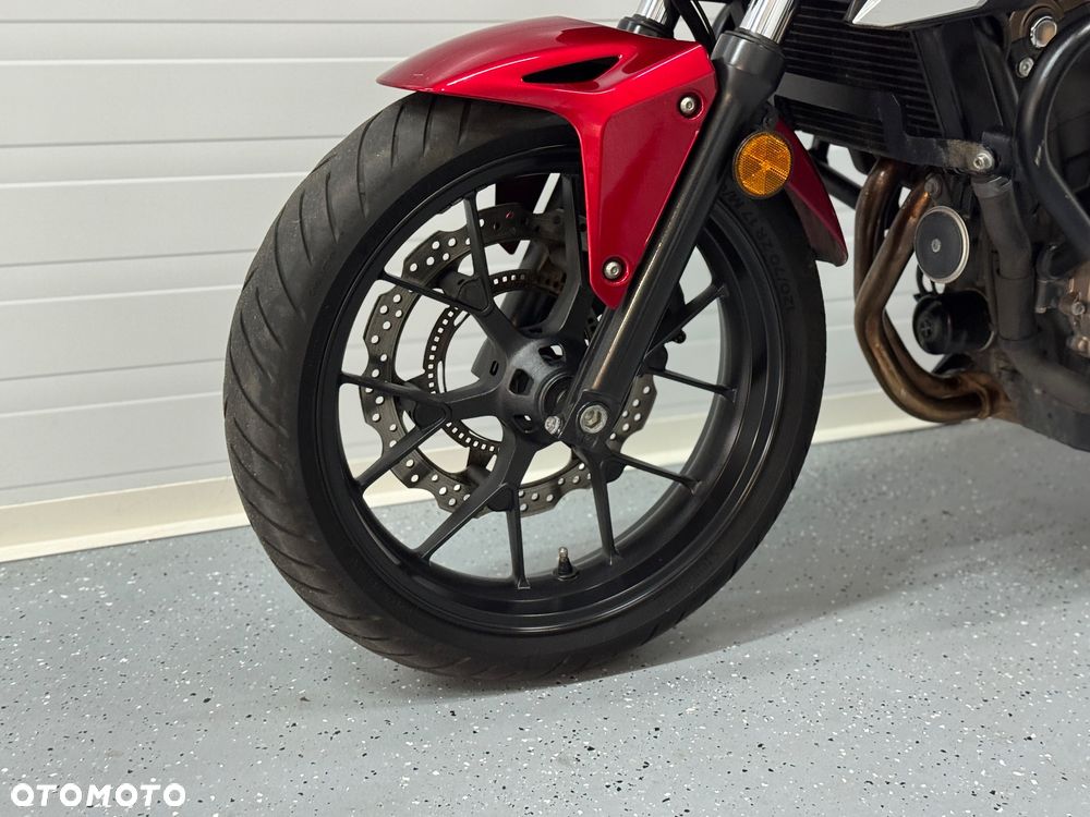 Honda CB - 18
