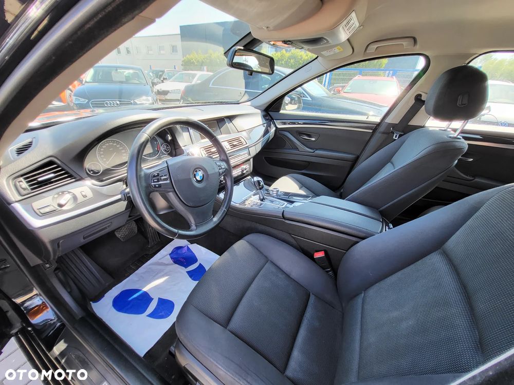 BMW Seria 5 - 10