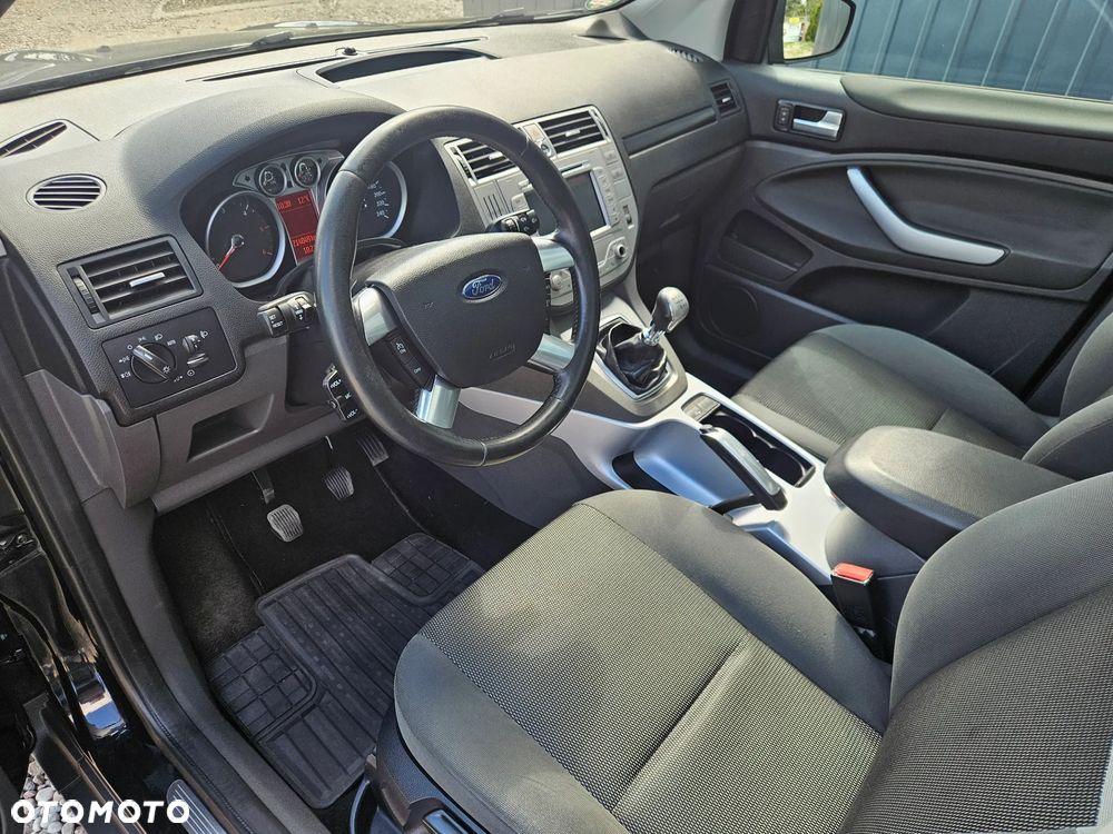 Ford Kuga 2.0 TDCi 4x4 Titanium - 14