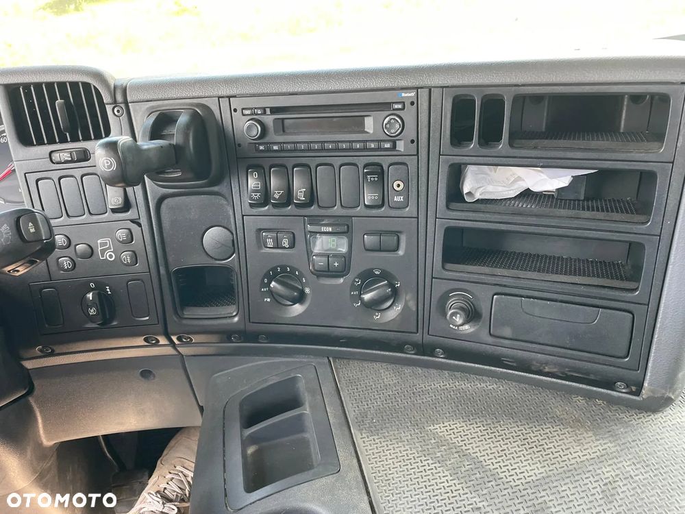 Scania P360 - 12