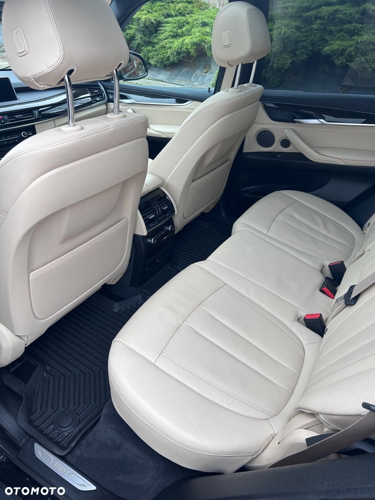 BMW X5 3.5i xDrive - 11