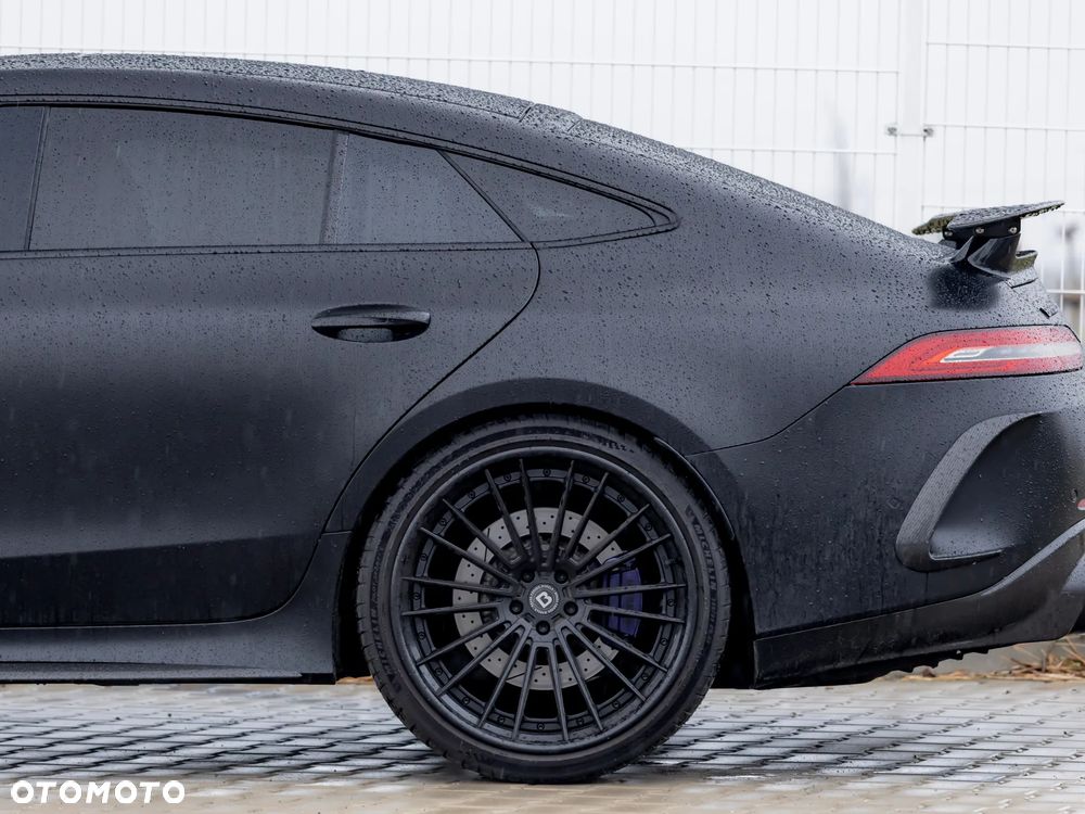 Mercedes-Benz AMG GT - 6