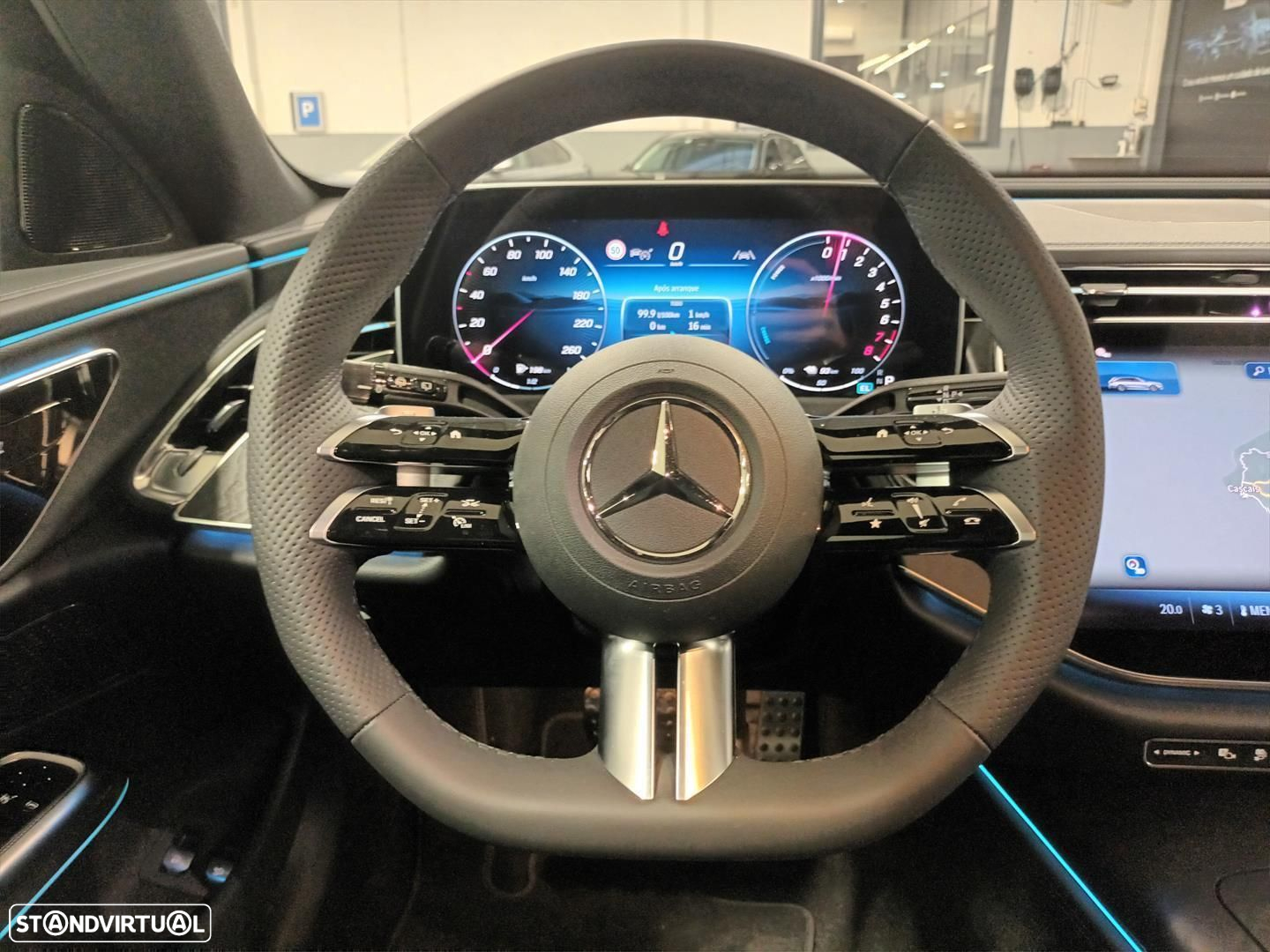 Mercedes-Benz E 300 e AMG Line - 22