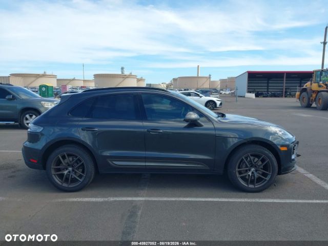 Porsche Macan T - 8