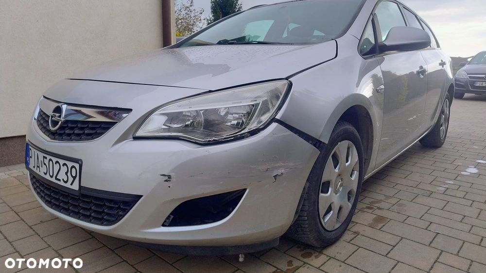 Opel Astra - 1