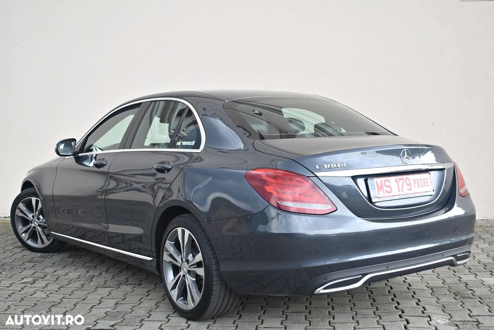 Mercedes-Benz C - 6