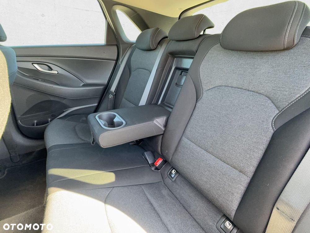 Hyundai i30 1.5 DPI Comfort - 23