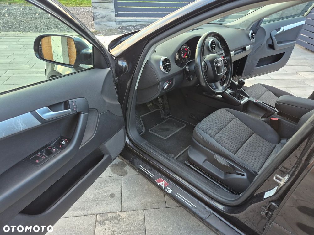 Audi A3 Sportback 2.0 TDI DPF Attraction - 9