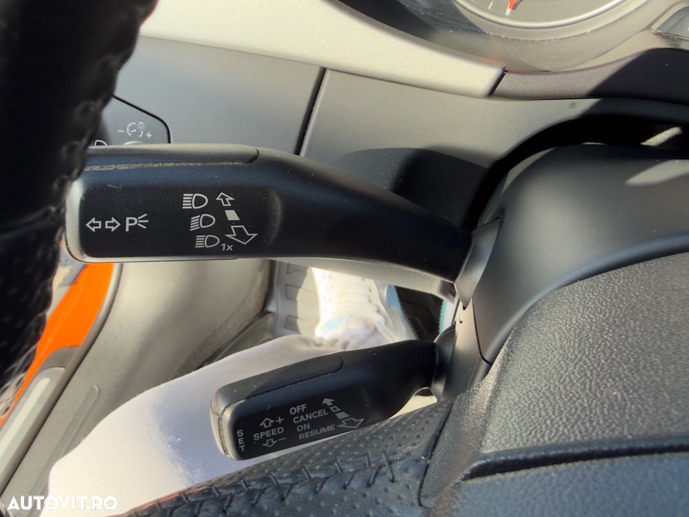 Audi A4 2.0 TDI DPF Ambiente - 8