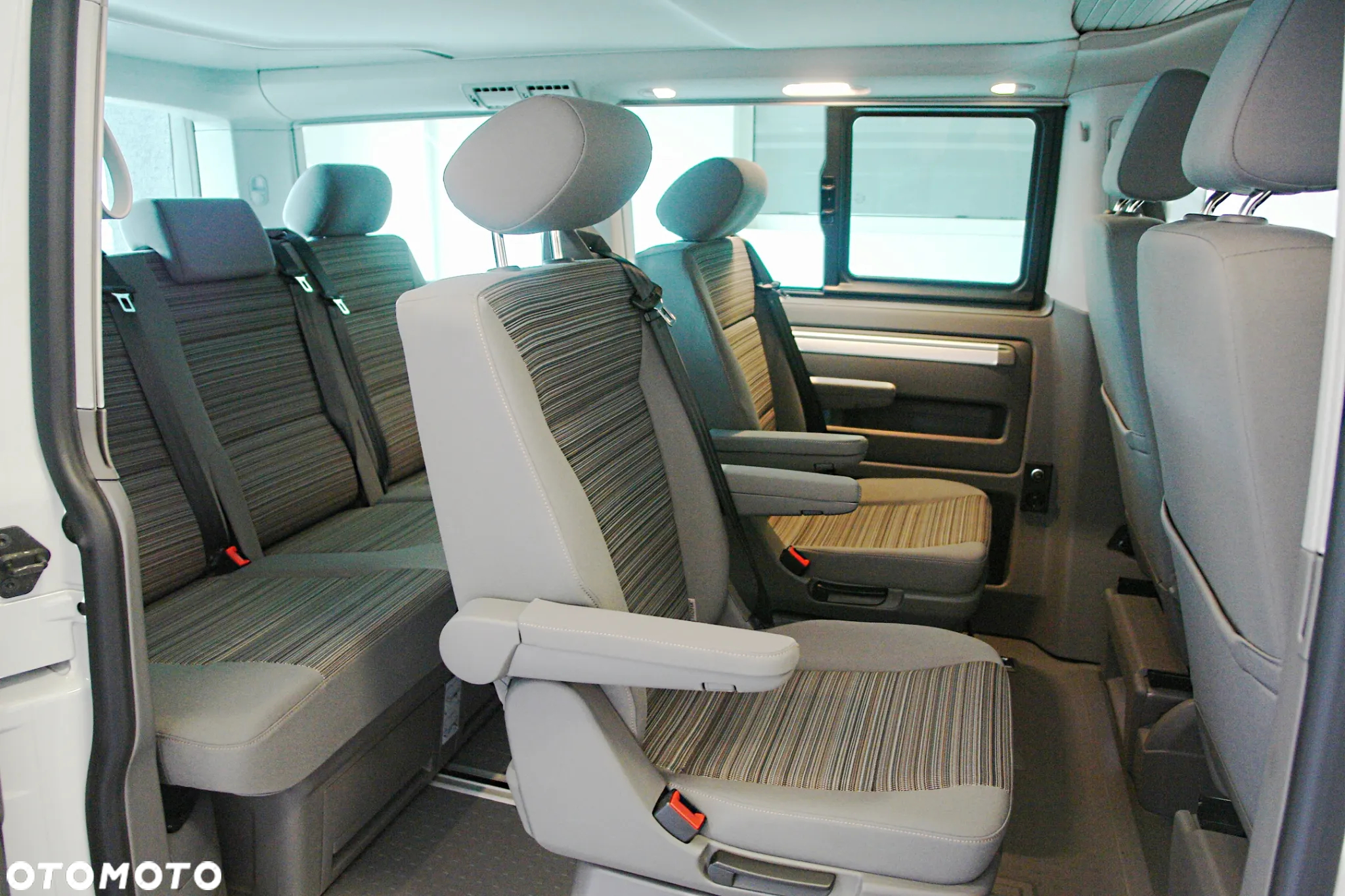 Volkswagen California - 13