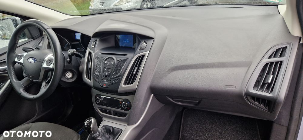 Ford Focus 1.6 Platinium X - 7