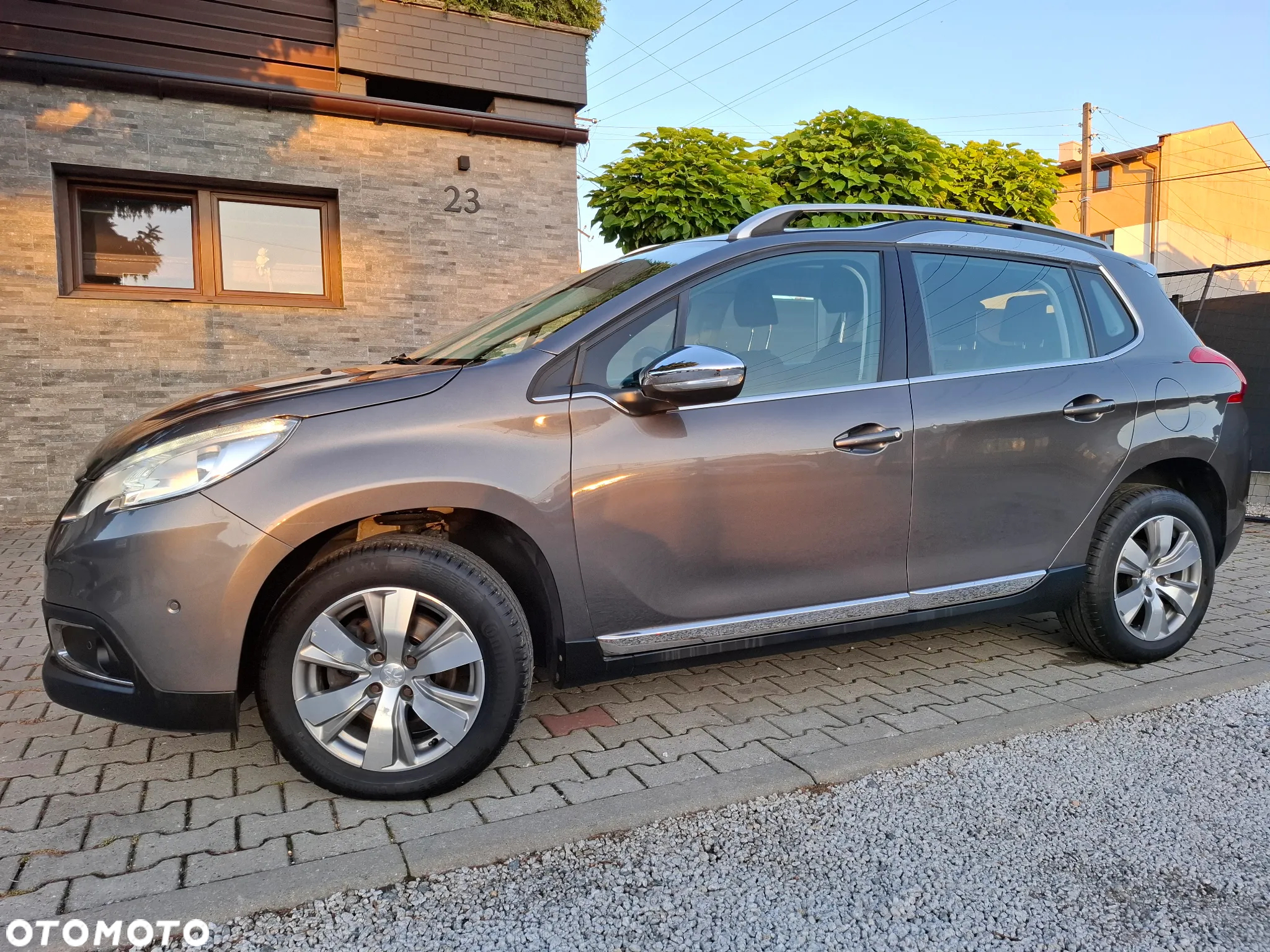 Peugeot 2008 1.6 BlueHDi Allure - 2