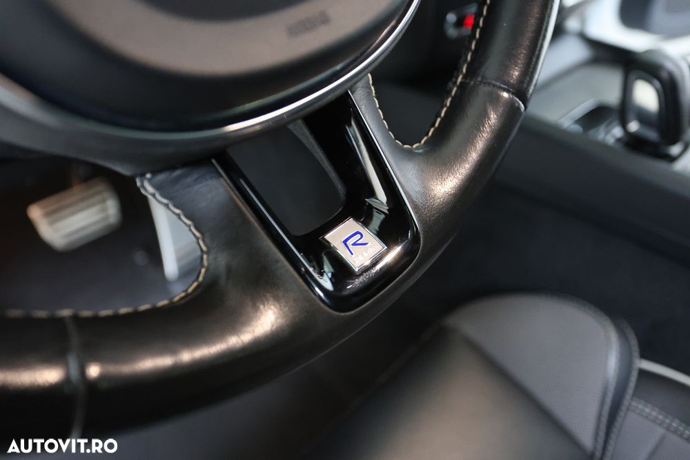 Volvo XC 60 Recharge T8 Twin Engine eAWD Inscription - 16