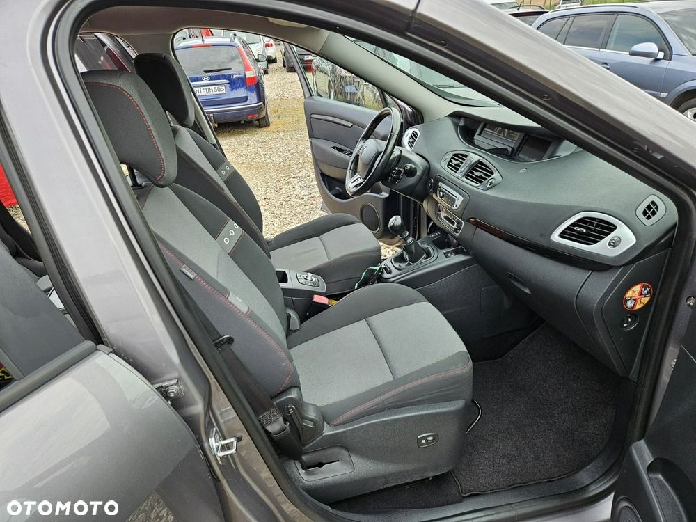 Renault Grand Scenic 2013