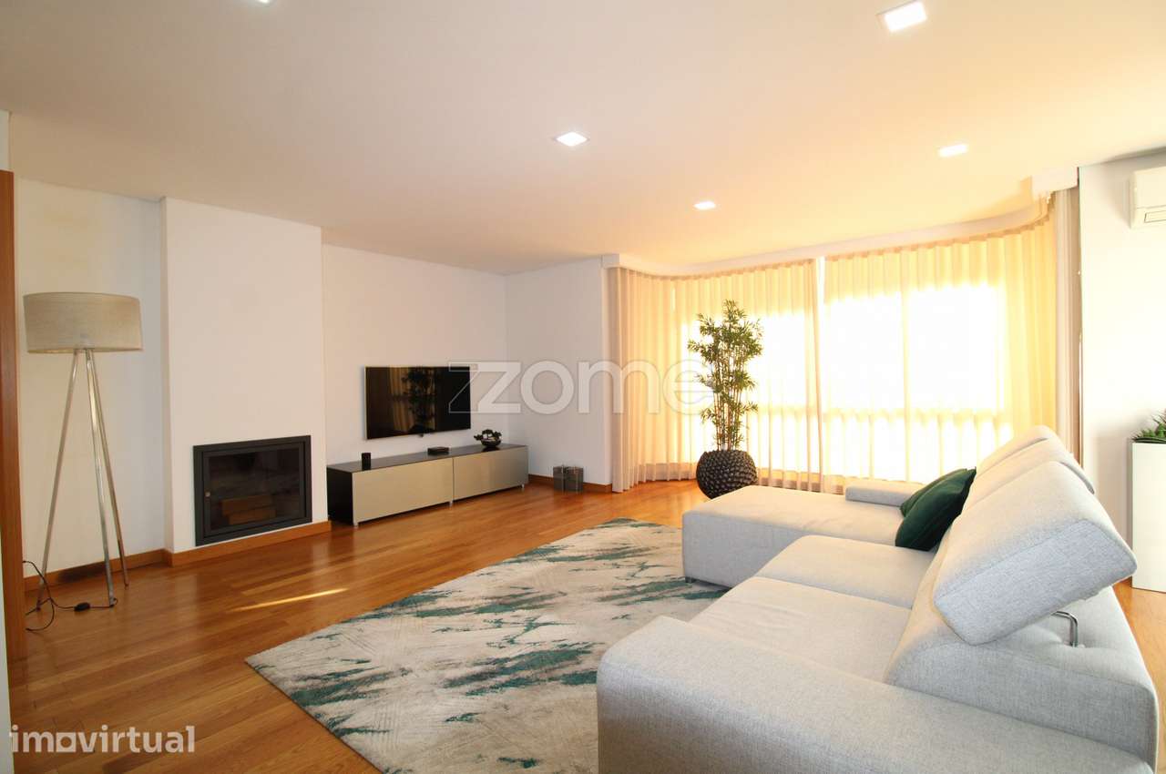Apartamento, 135 m², Urgezes - Grande imagem: 2/29
