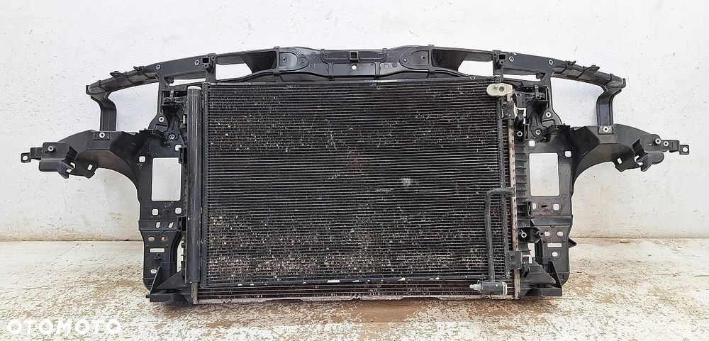 Pas Przedni Wzmocnienie Chłodnice Audi S8 D4 Lift 4.0 - 2