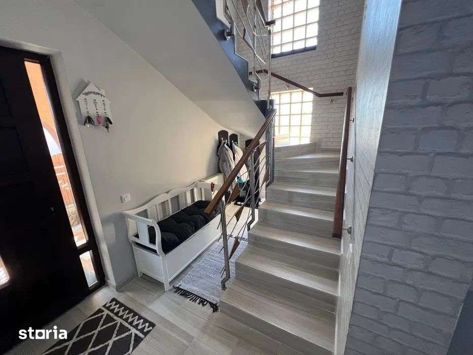 Santana de Mures - Vanzare casa 5 camere - Str. Nucului - Imagine principală: 4/7