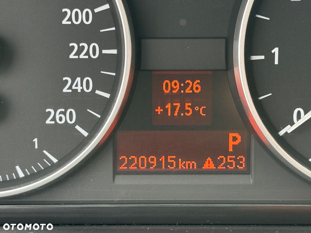 BMW Seria 3 320i - 14