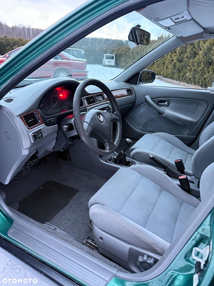 Honda Civic 1.4i - 10