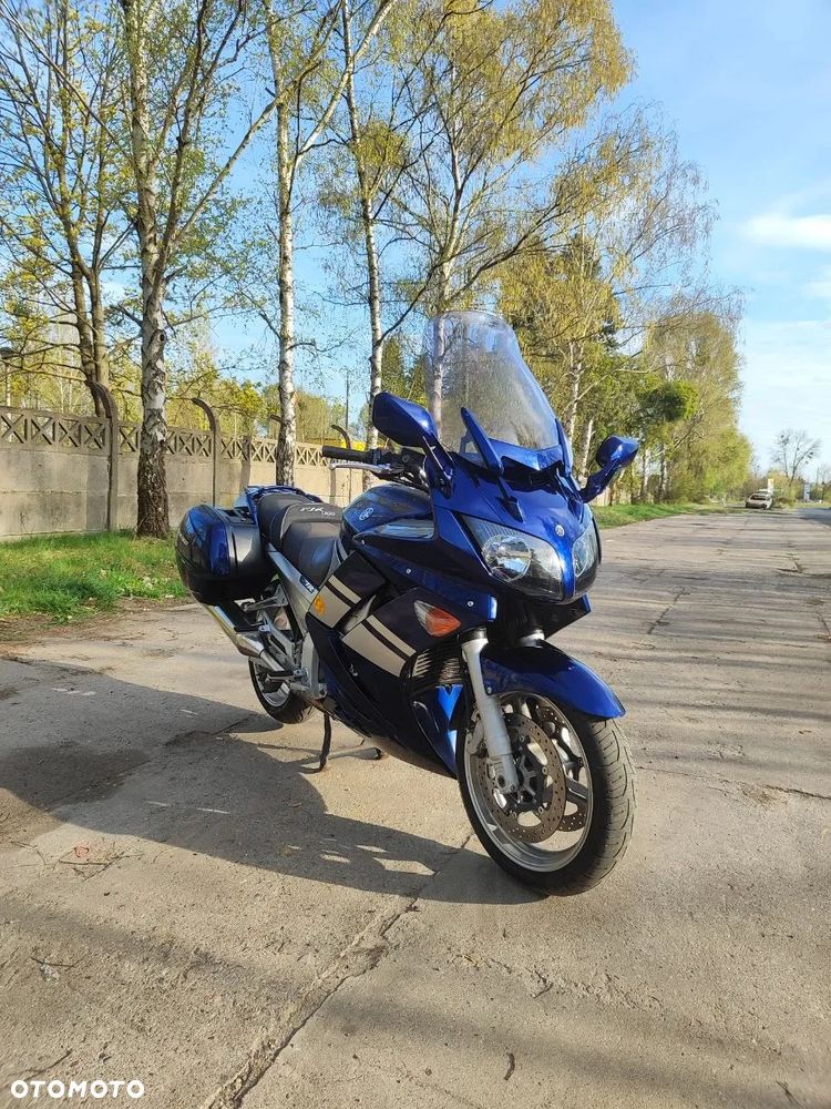 Yamaha FJR - 2
