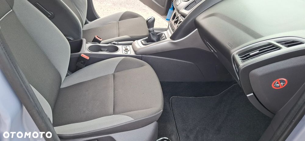 Ford Focus - 17