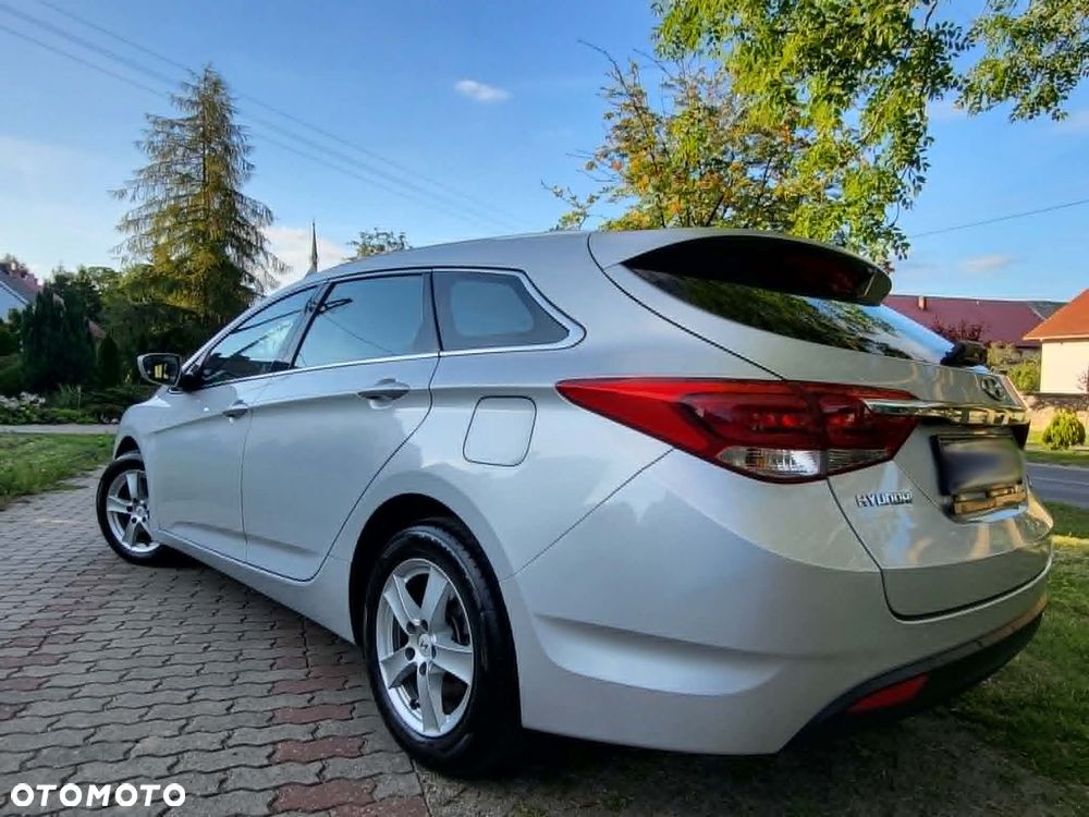 Hyundai i40 Kombi blue 1.6 Classic - 6