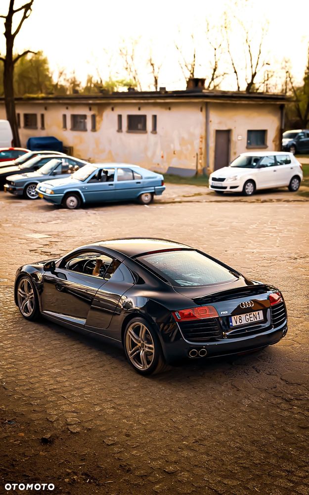Audi R8 Coupé - 23