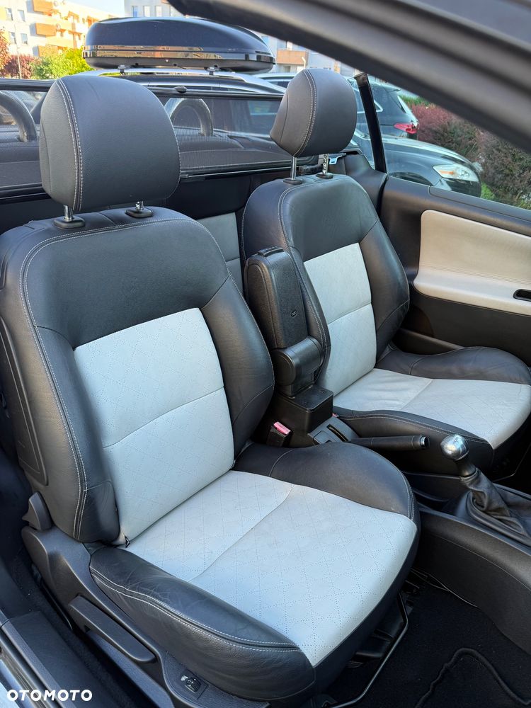 Peugeot 207 CC 1.6 Sport - 32